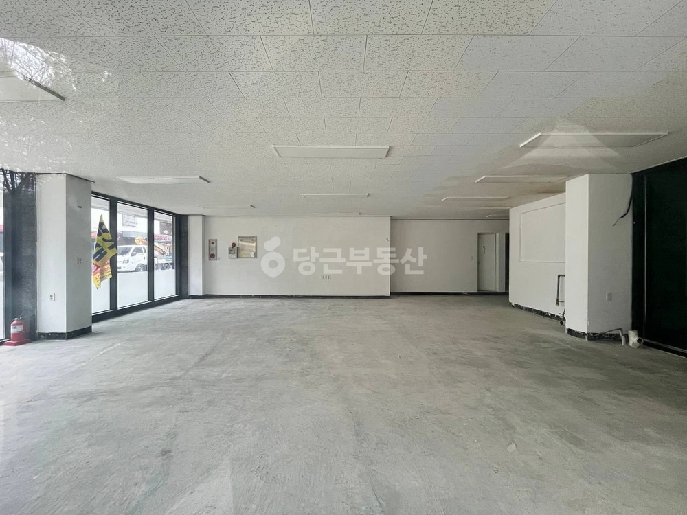 충청남도 천안시 서북구 백석동 상가 사진 1