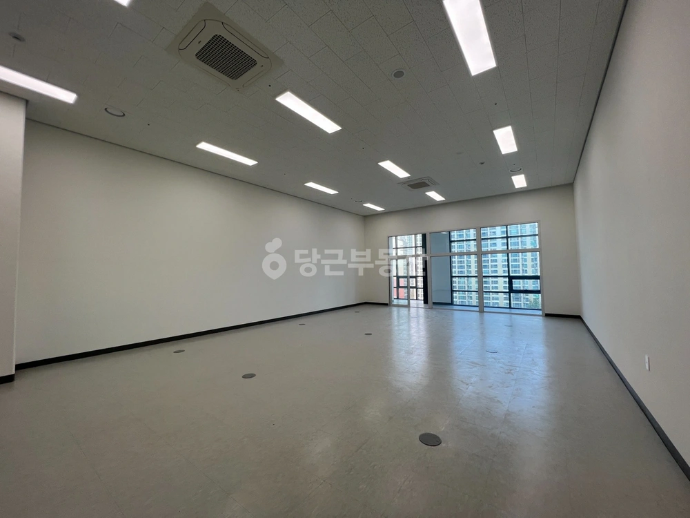 경기도 안양시 만안구 안양동 사무실 사진 1