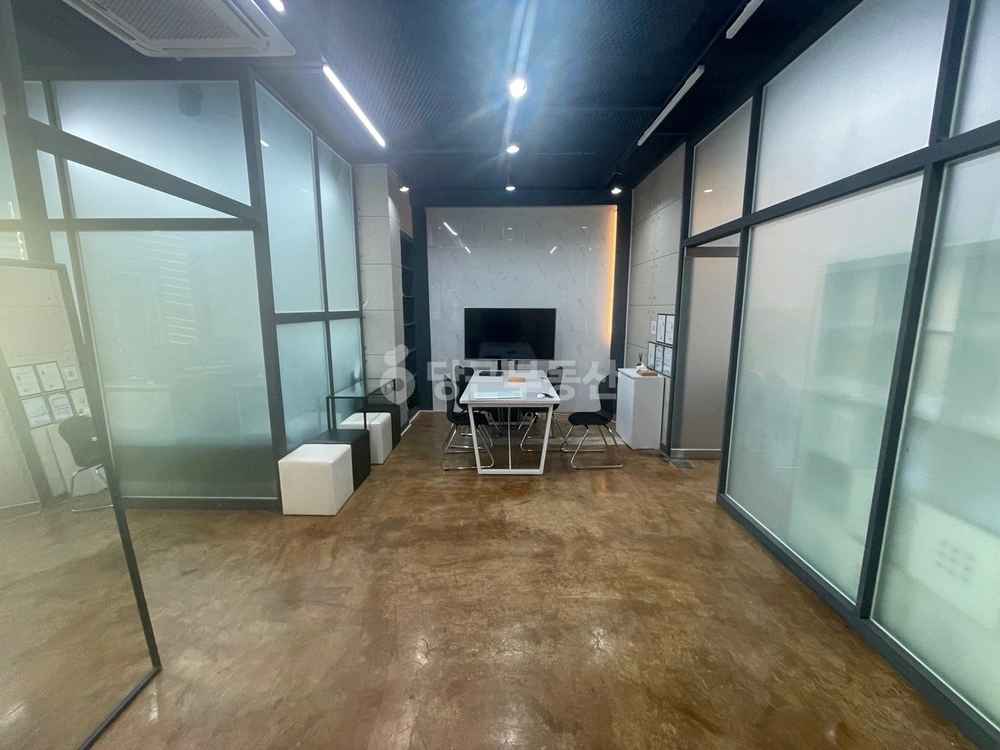 경기도 수원시 팔달구 매향동 사무실 사진 1