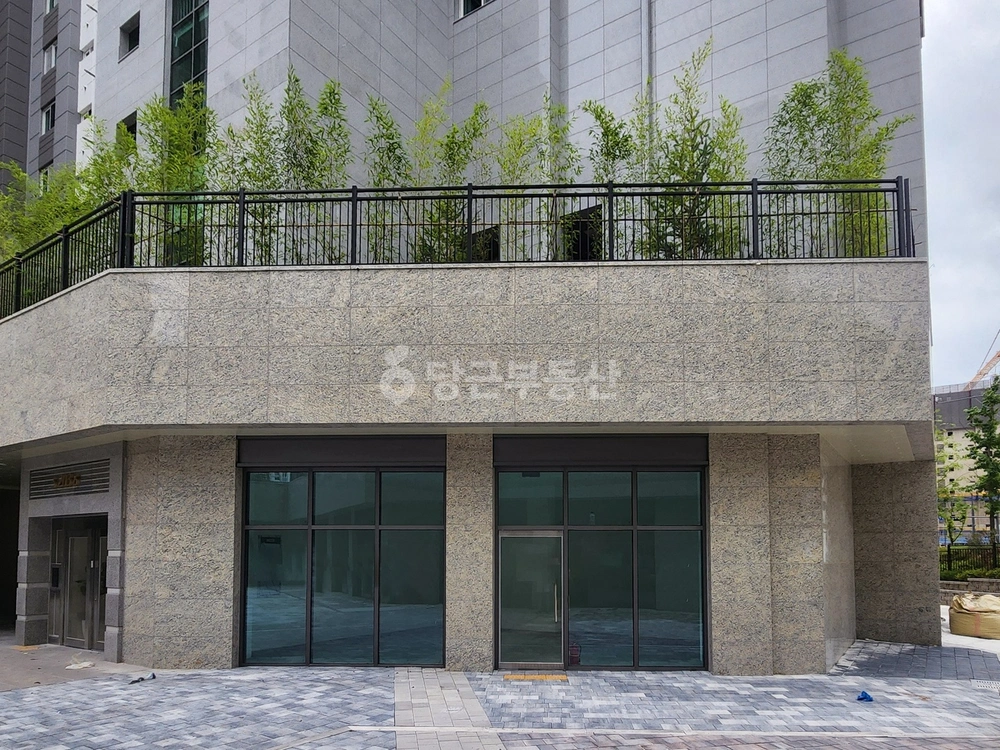 충청북도 청주시 흥덕구 오송읍 상가 사진 1