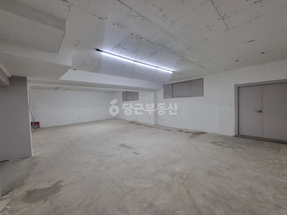 서울특별시 마포구 서교동 상가 사진 1