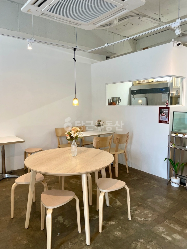 서울특별시 마포구 서교동 상가 사진 1