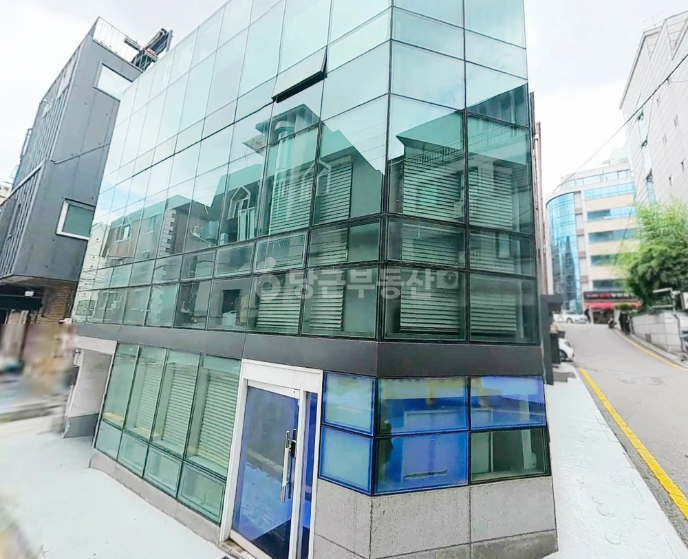 서울특별시 강남구 역삼동 건물 사진 1