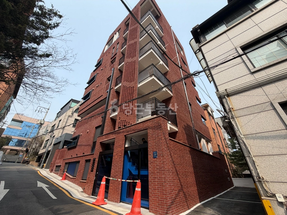서울특별시 강남구 논현동 상가 사진 1