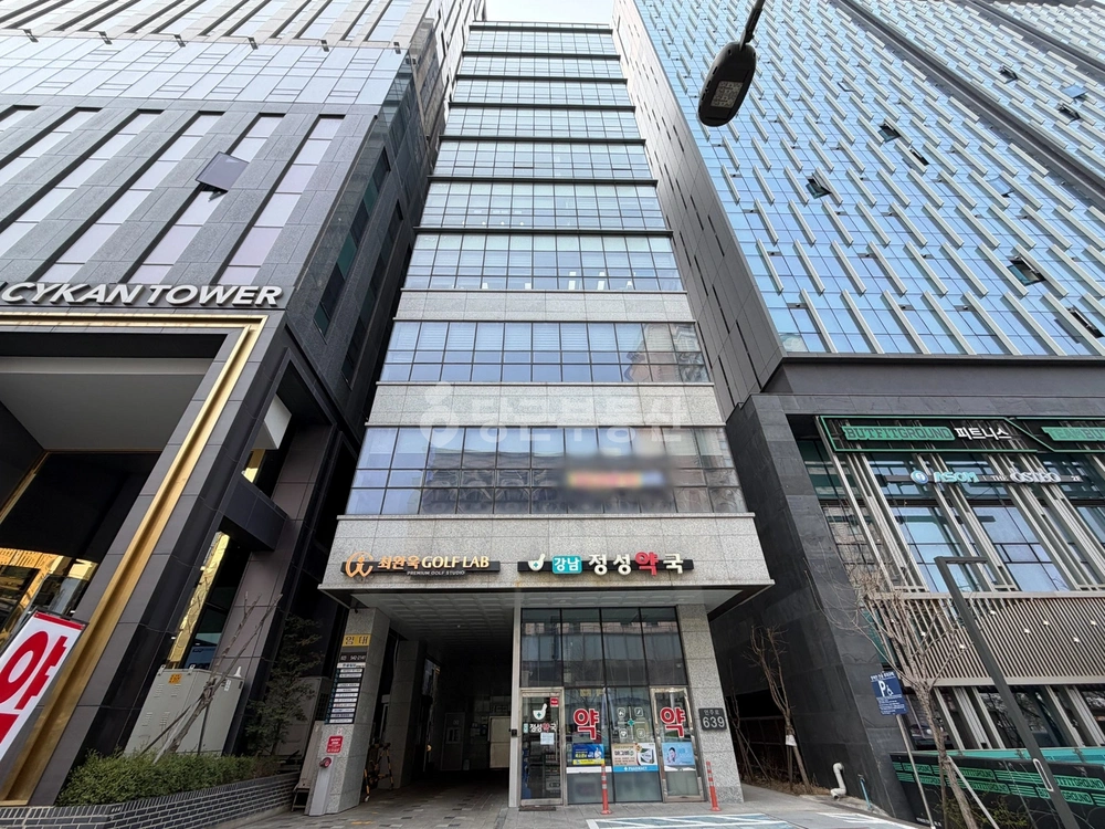 서울특별시 강남구 논현동 사무실 사진 1