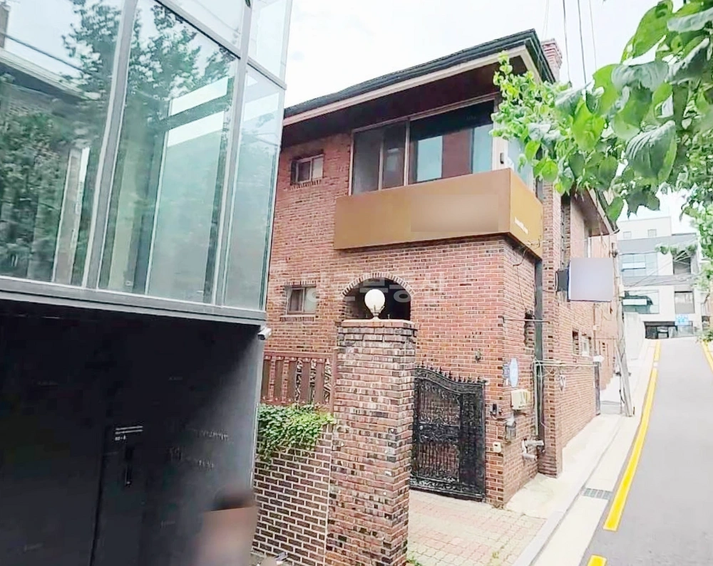 서울특별시 강남구 역삼동 건물 사진 1
