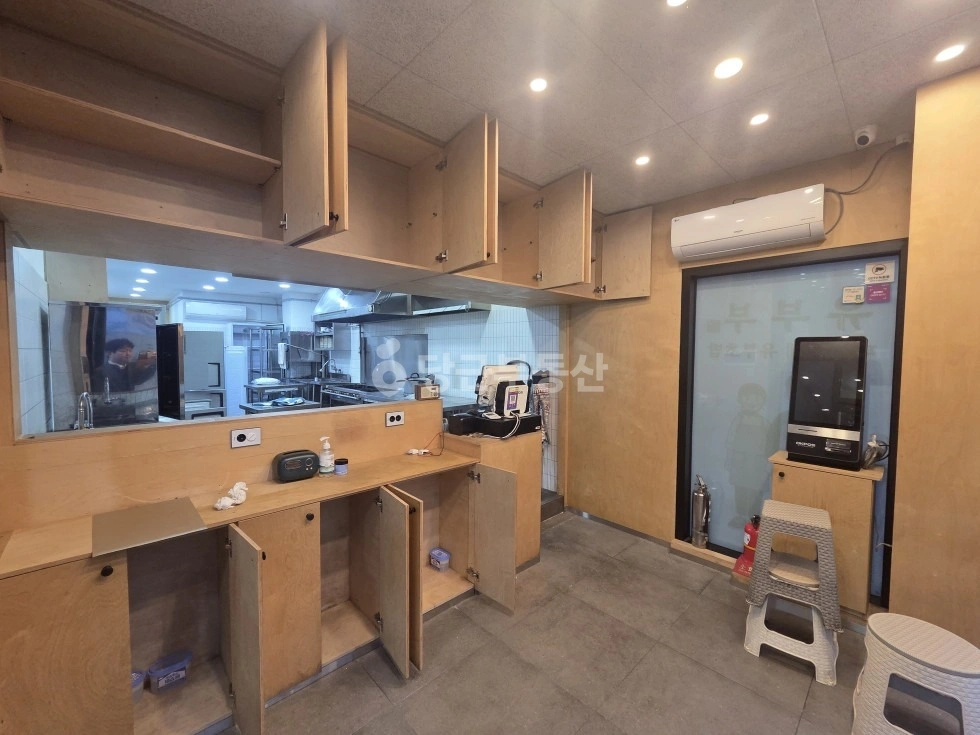 울산광역시 남구 삼산동 상가 사진 1