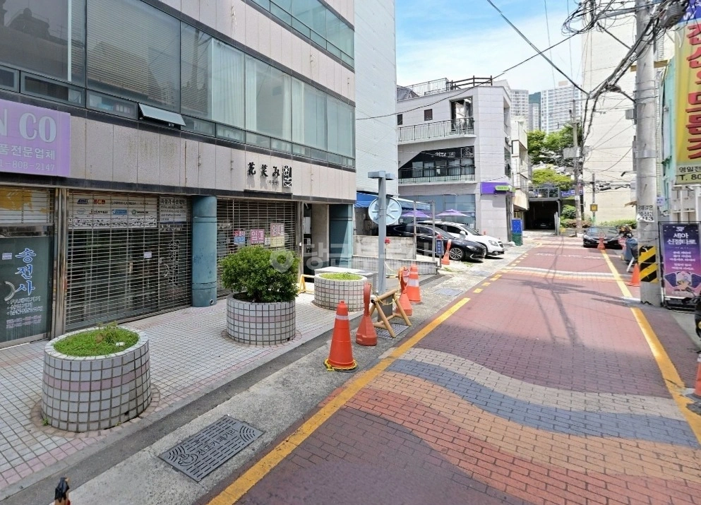 부산광역시 부산진구 전포동 상가 사진 1