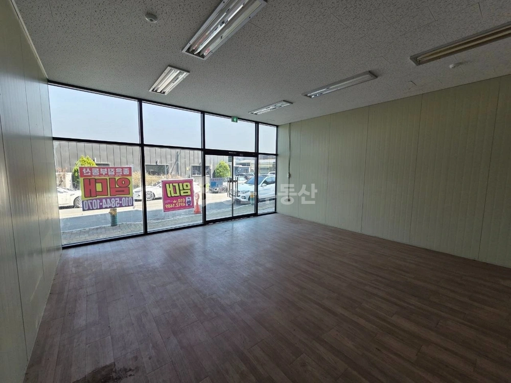 충청남도 천안시 동남구 신방동 상가 사진 1