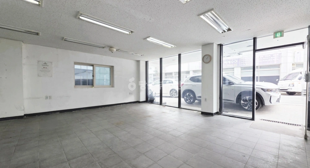 충청남도 천안시 서북구 쌍용동 상가 사진 1