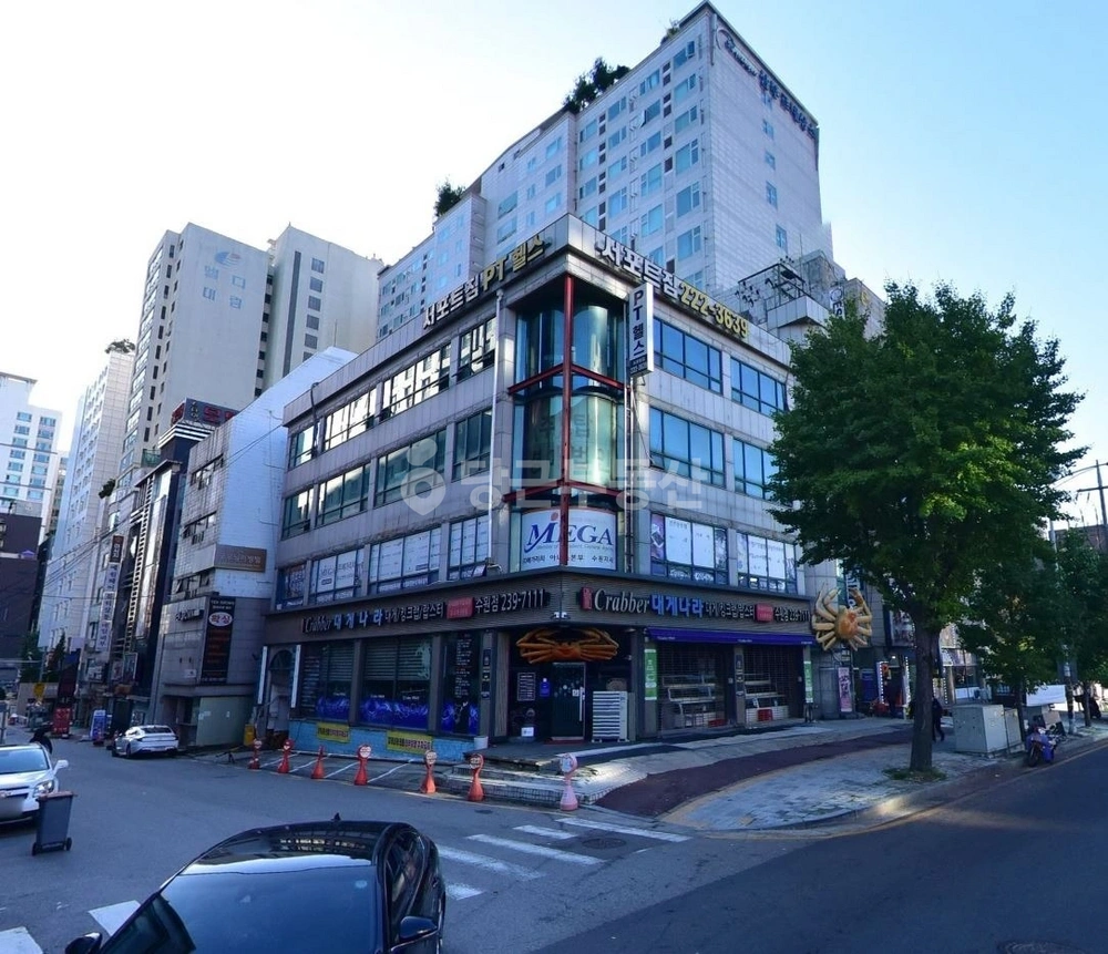 경기도 수원시 팔달구 인계동 상가 사진 1