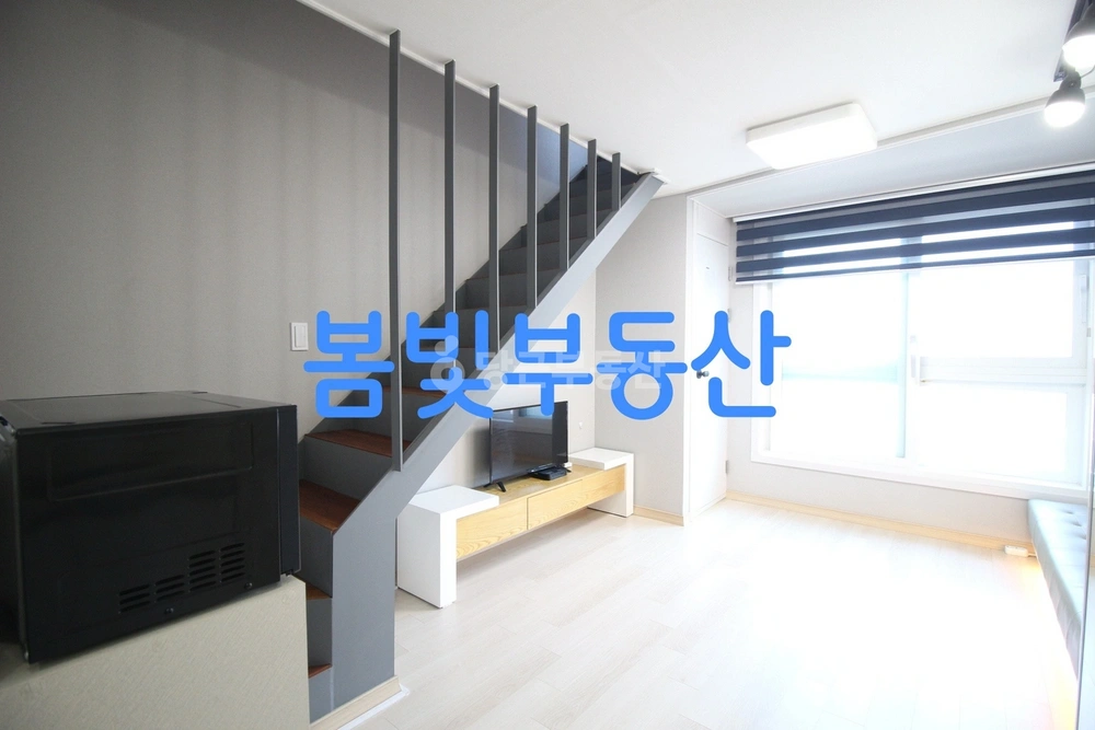 부산광역시 중구 영주동 원룸 사진 1