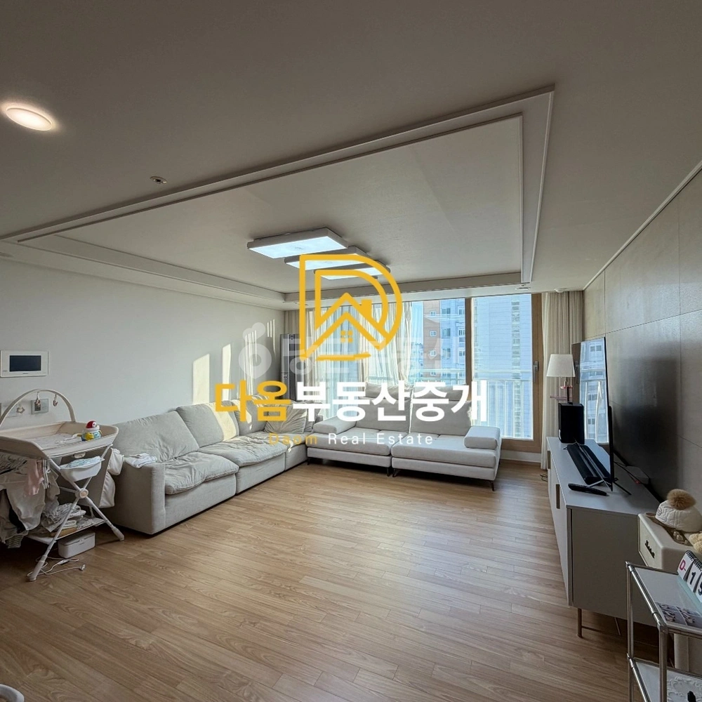 전남광주통합특별시 북구 용봉동 아파트 사진 1