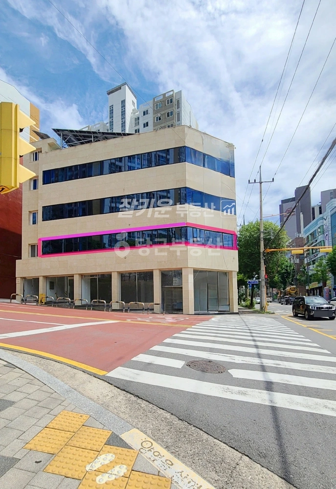 전남광주통합특별시 남구 월산동 상가 사진 1