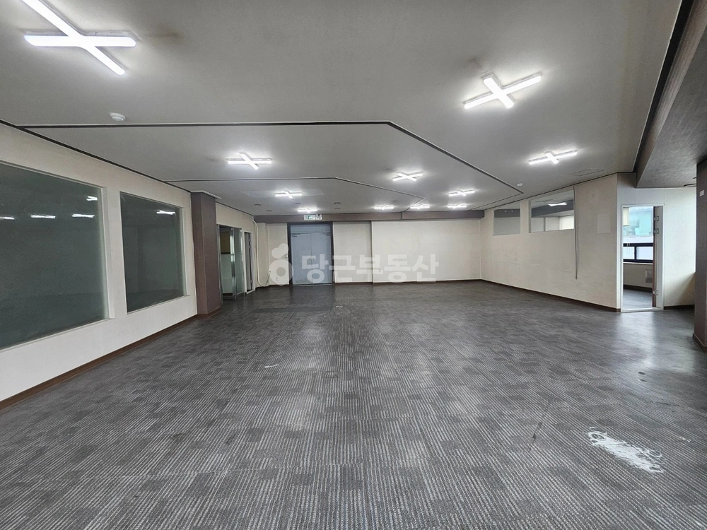 대전광역시 서구 둔산동 사무실 사진 1