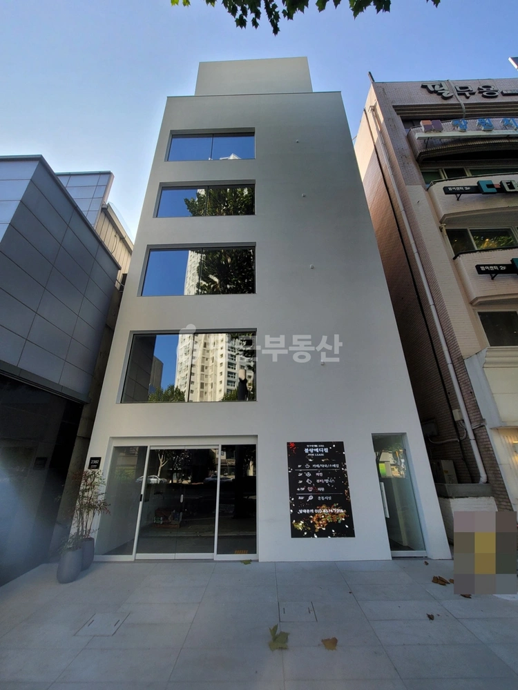 대구광역시 수성구 범어동 상가 사진 1