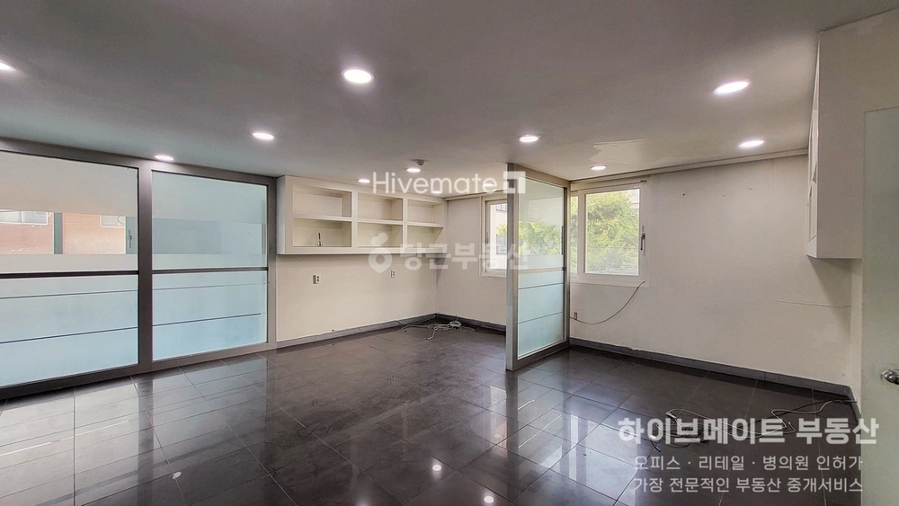 서울특별시 강남구 논현동 사무실 사진 1