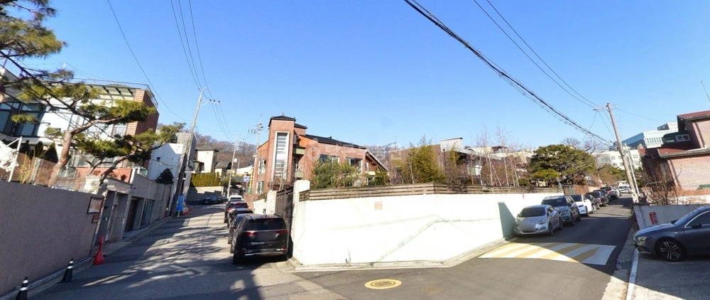 서울특별시 서초구 우면동 토지 사진 1