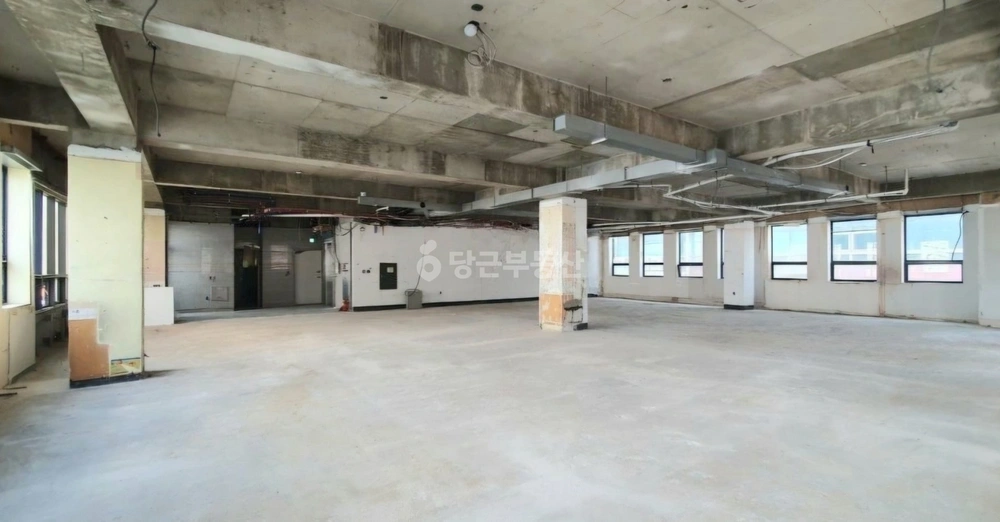 대전광역시 서구 둔산동 상가 사진 1