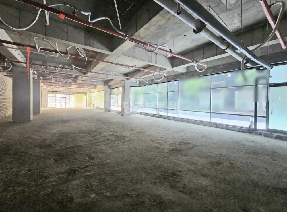 대전광역시 서구 둔산동 상가 사진 1