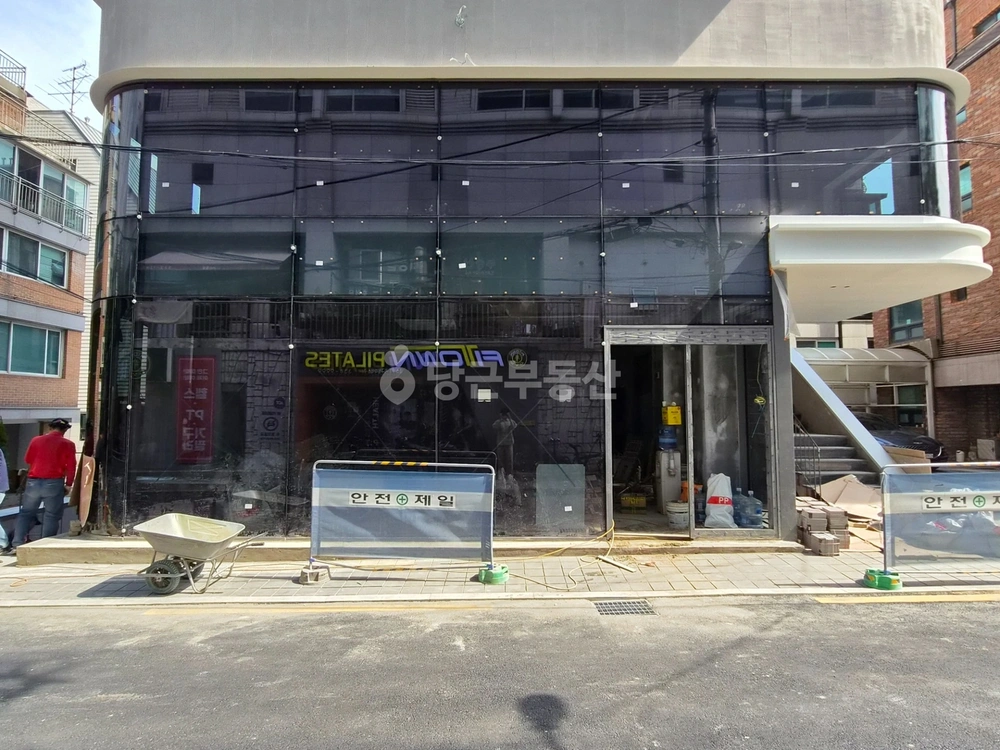 서울특별시 마포구 서교동 상가 사진 1