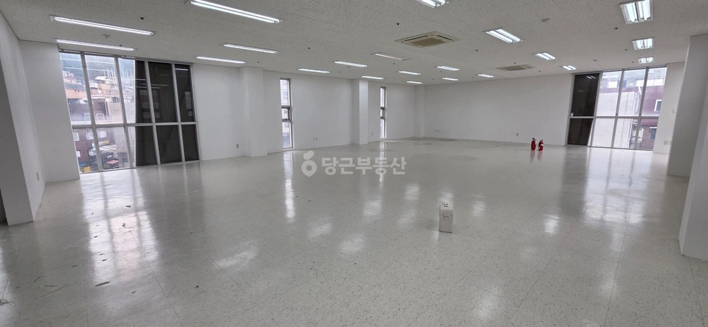 서울특별시 관악구 봉천동 상가 사진 1