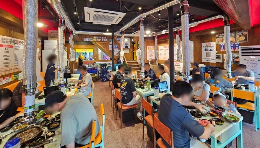부산광역시 연제구 거제동 상가 사진 1
