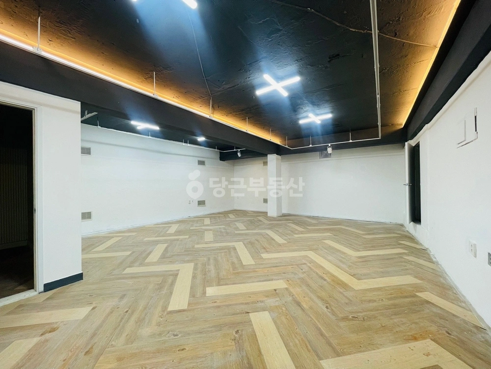 서울특별시 마포구 합정동 상가 사진 1