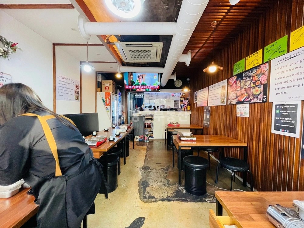 서울특별시 마포구 합정동 상가 사진 1