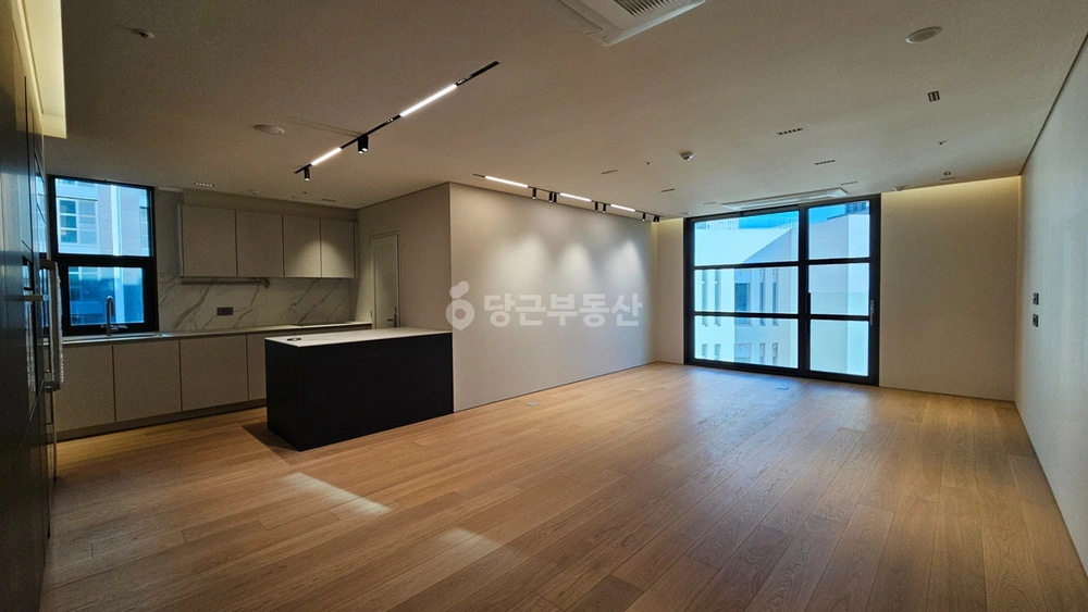 서울특별시 강남구 논현동 아파트 사진 1
