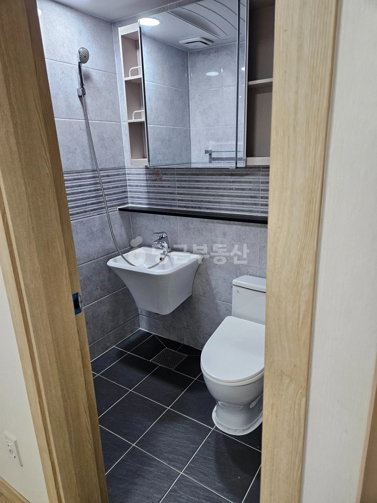 인천광역시 미추홀구 도화동 아파트 사진 1