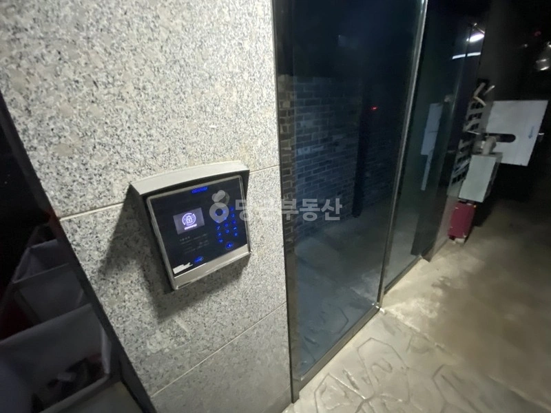 서울특별시 관악구 봉천동 원룸 사진 1