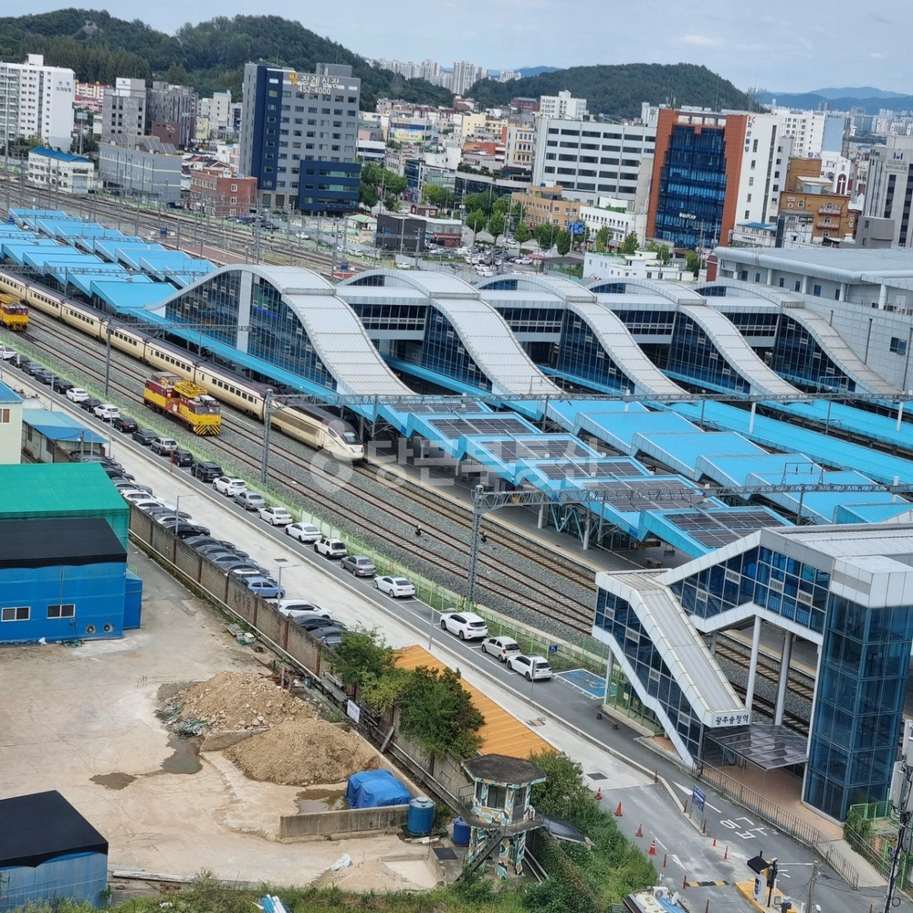 전남광주통합특별시 광산구 송정동 아파트 사진 1