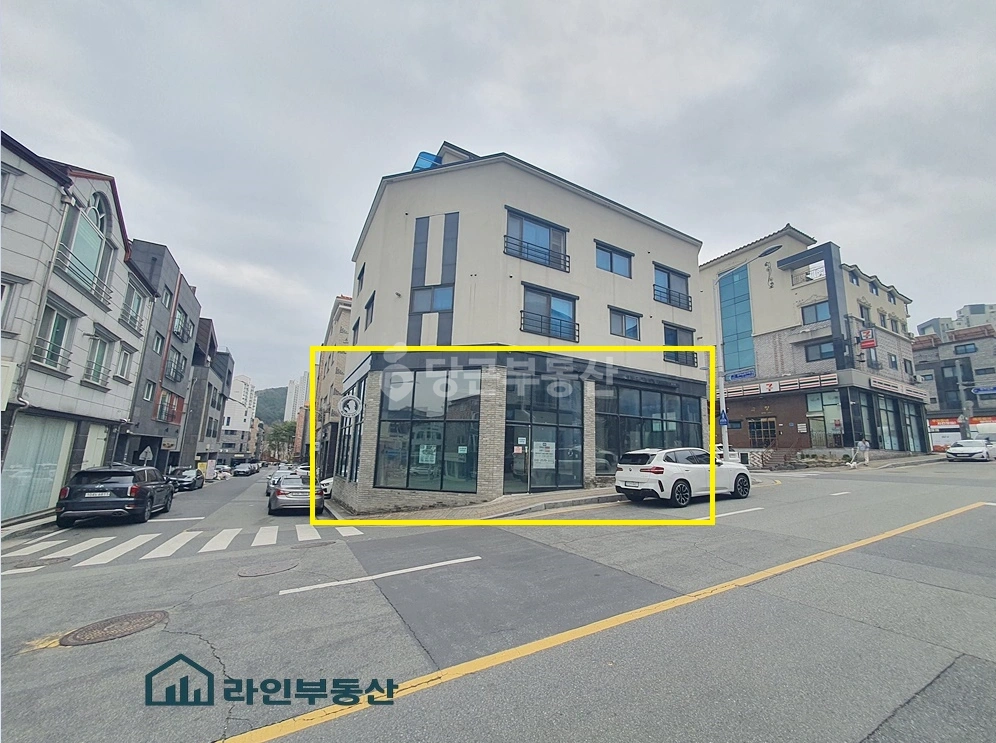 대전광역시 서구 관저동 상가 사진 1