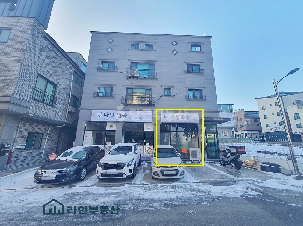 대전광역시 서구 관저동 상가 사진 1