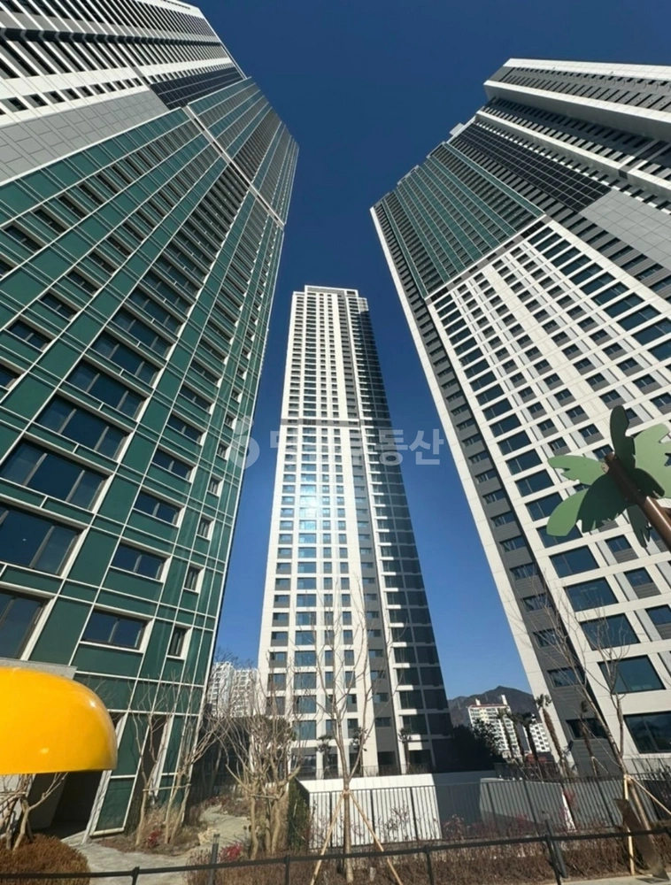 경상남도 사천시 동금동 아파트 사진 1