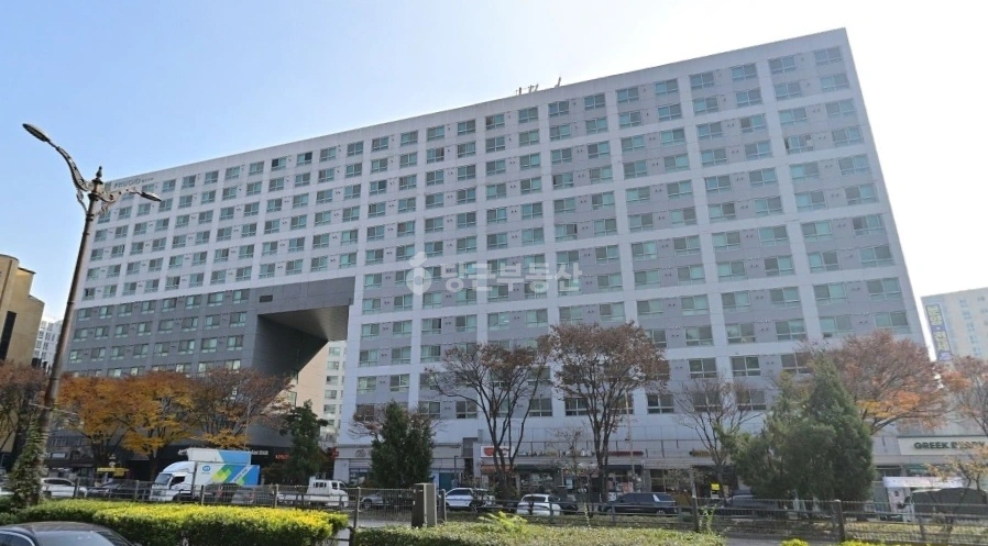 경기도 성남시 중원구 성남동 상가 사진 1