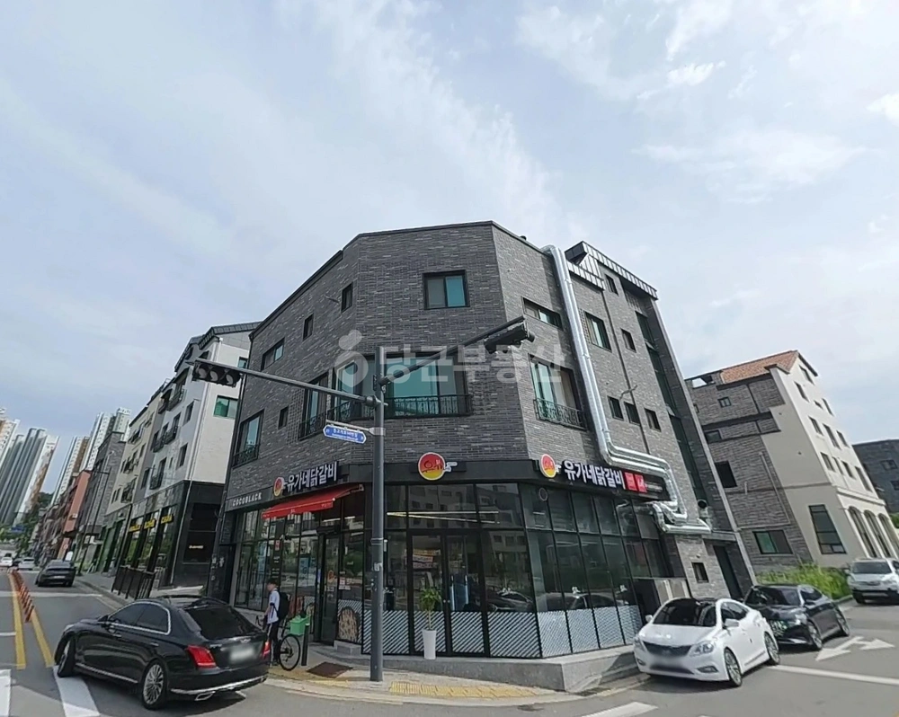 충청북도 청주시 상당구 용암동 상가 사진 1