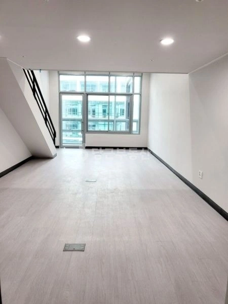 경기도 하남시 망월동 사무실 사진 1