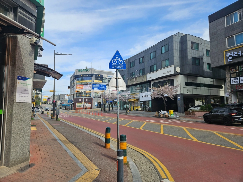 충청남도 천안시 서북구 백석동 상가 사진 1