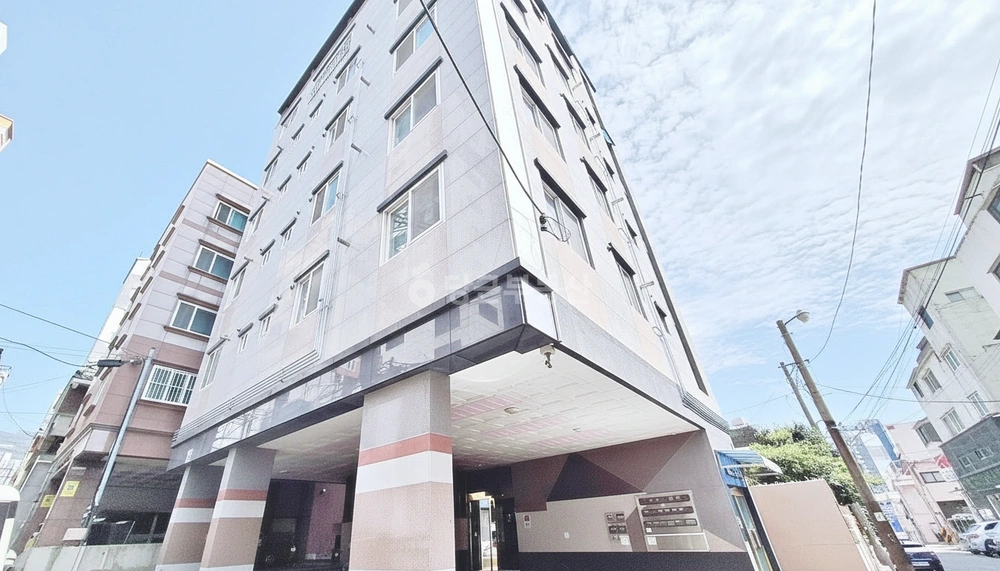 부산광역시 동래구 온천동 빌라(투룸 이상) 사진 1