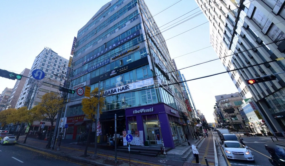 경기도 수원시 팔달구 인계동 상가 사진 1