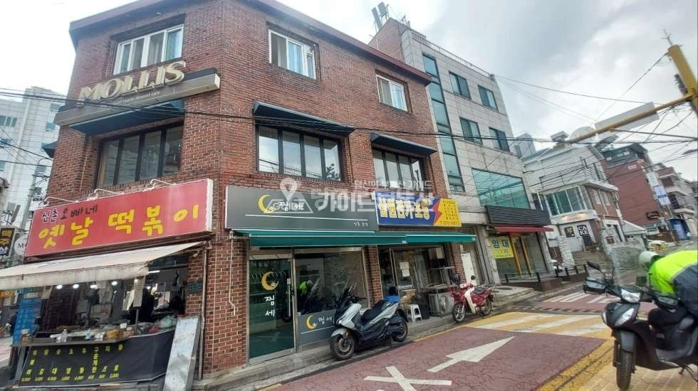 서울특별시 서대문구 창천동 상가 사진 1