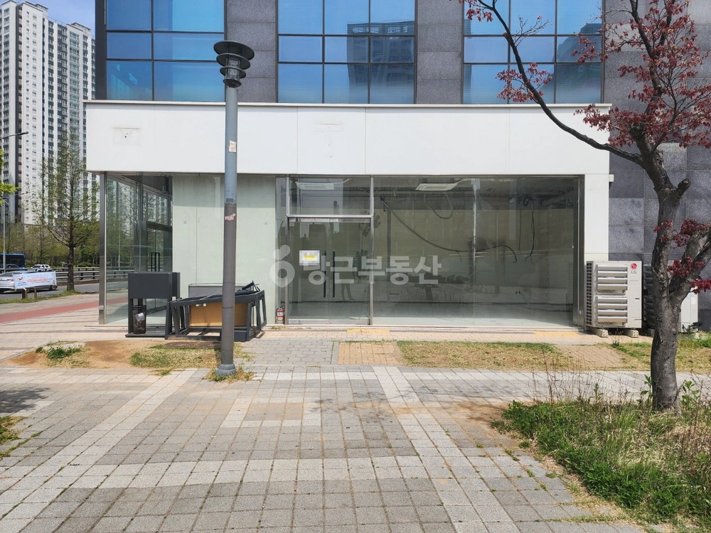 경기도 파주시 야당동 상가 사진 1