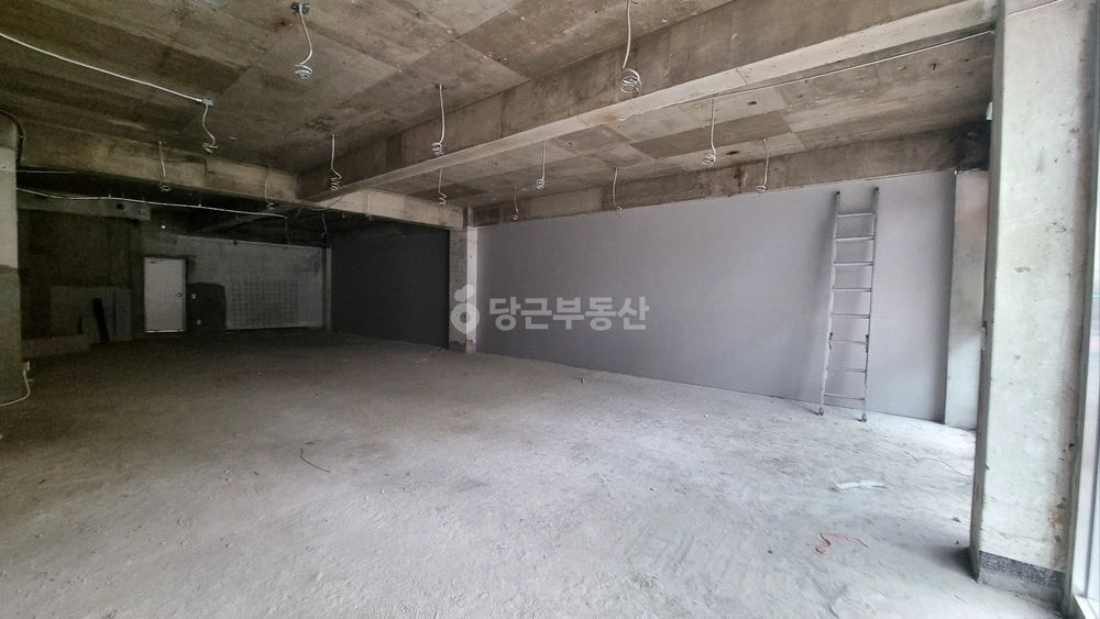 전남광주통합특별시 북구 두암동 상가 사진 1