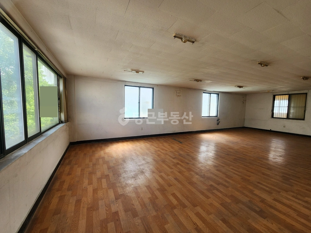 부산광역시 남구 대연동 사무실 사진 1