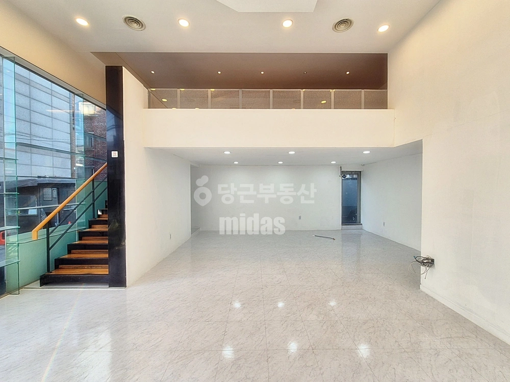 서울특별시 강남구 신사동 상가 사진 1