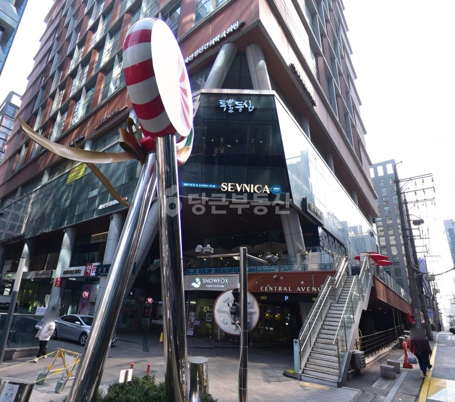 서울특별시 강남구 역삼동 상가 사진 1