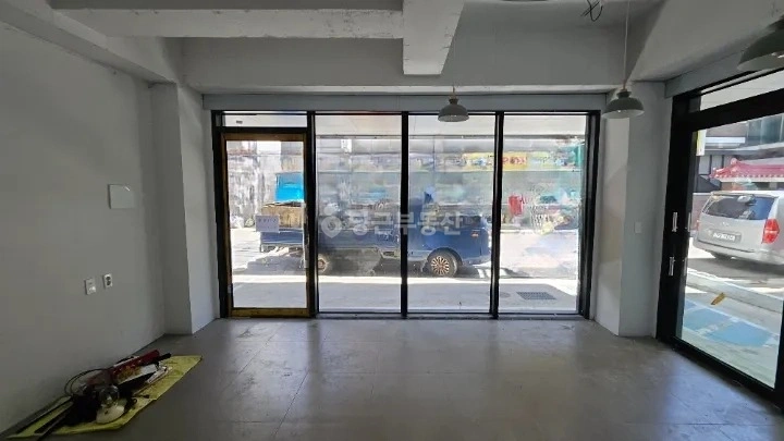 충청북도 청주시 상당구 용암동 상가 사진 1