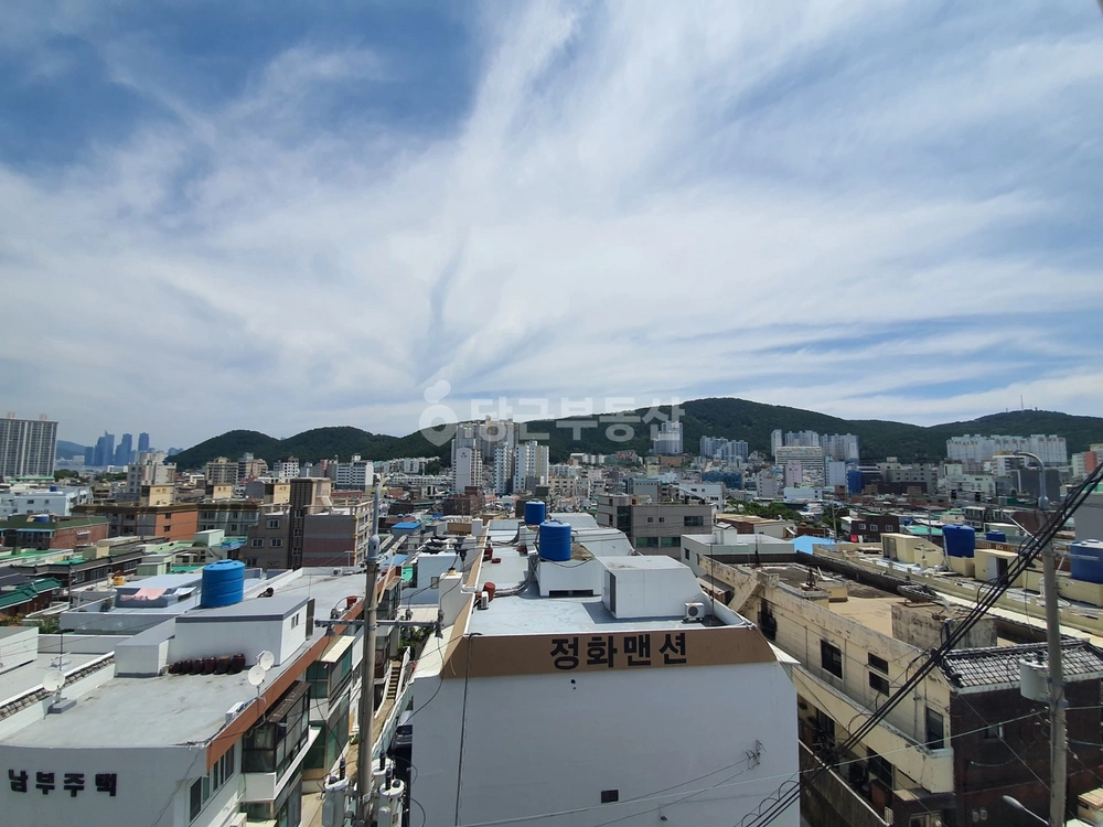부산광역시 남구 용호동 아파트 사진 1